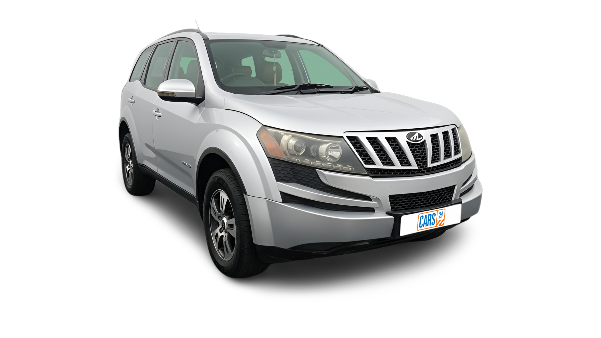 Mahindra XUV500-img